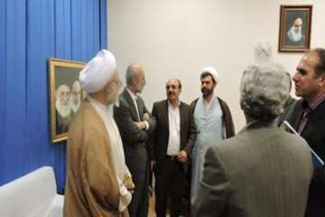 دیدار رئیس سازمان دامپزشکی کشور با نماینده محترم ولی فقیه و امام جمعه ایلام