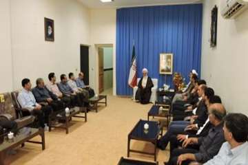 دیدار کارکنان اداره کل دامپزشکی با نماینده ولی فقیه و امام جمعه ایلام