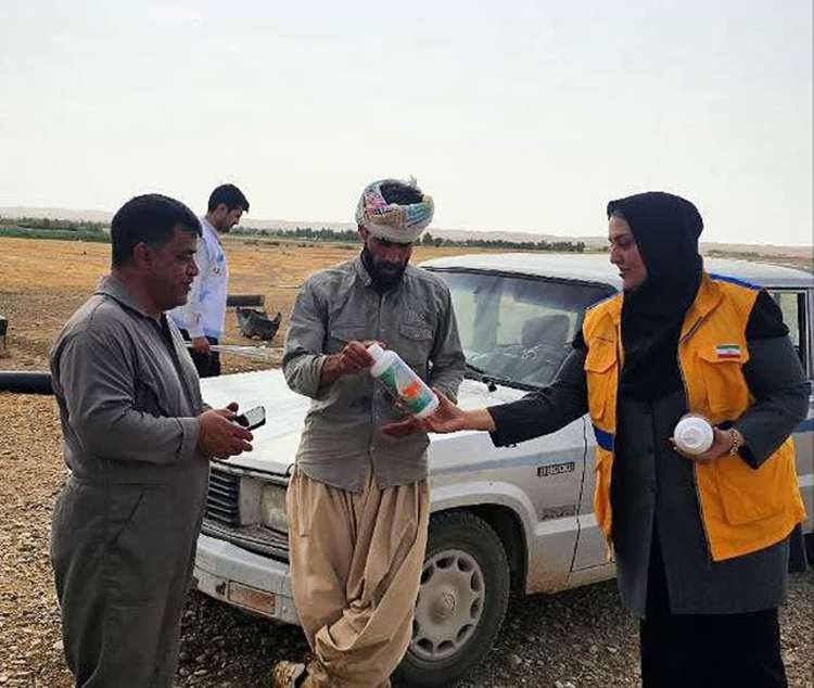 برگزاری اردوی جهادی دامپزشکی شهرستان مهران در شهرک اسلامیه به مناسبت هفته دامپزشکی