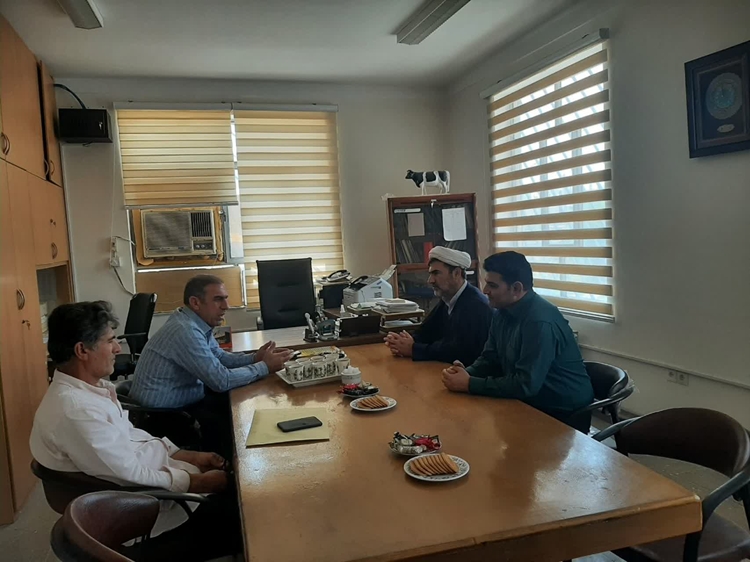 مدیرکل دامپزشکی ایلام در دره‌شهر؛ از دیدار با کارکنان تا پیگیری مسائل اعتباری این شهرستان