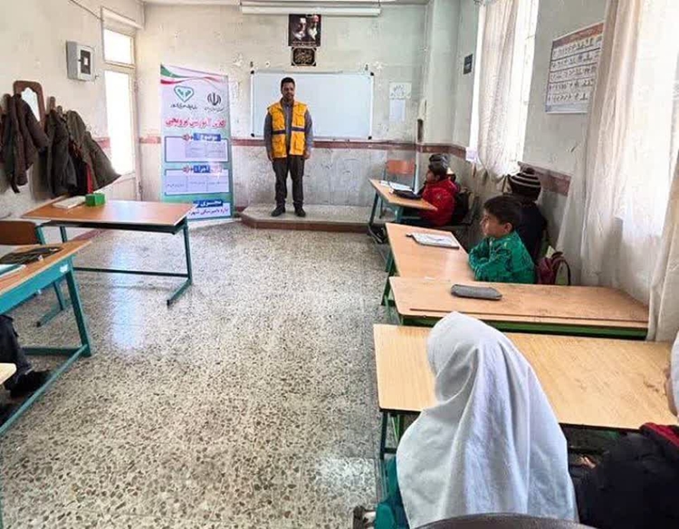 برگزاری کلاس آموزشی و پیشگیری ازبیماریهای مشترک انسان ودام درشهرستان چوار